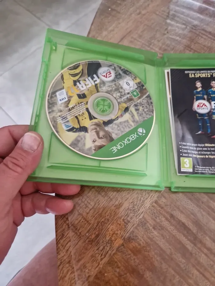 Fifa 17 xbox one - photo numéro 2