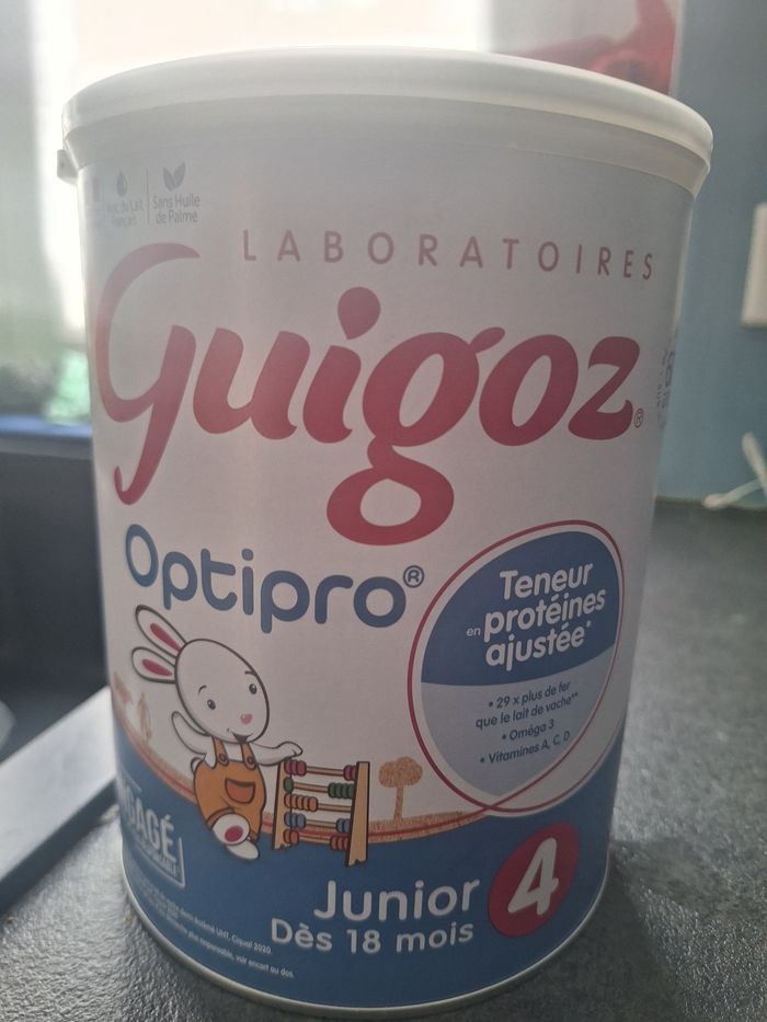 Lait en poudre guigoz age 4 achete en novembre 25 - photo numéro 2