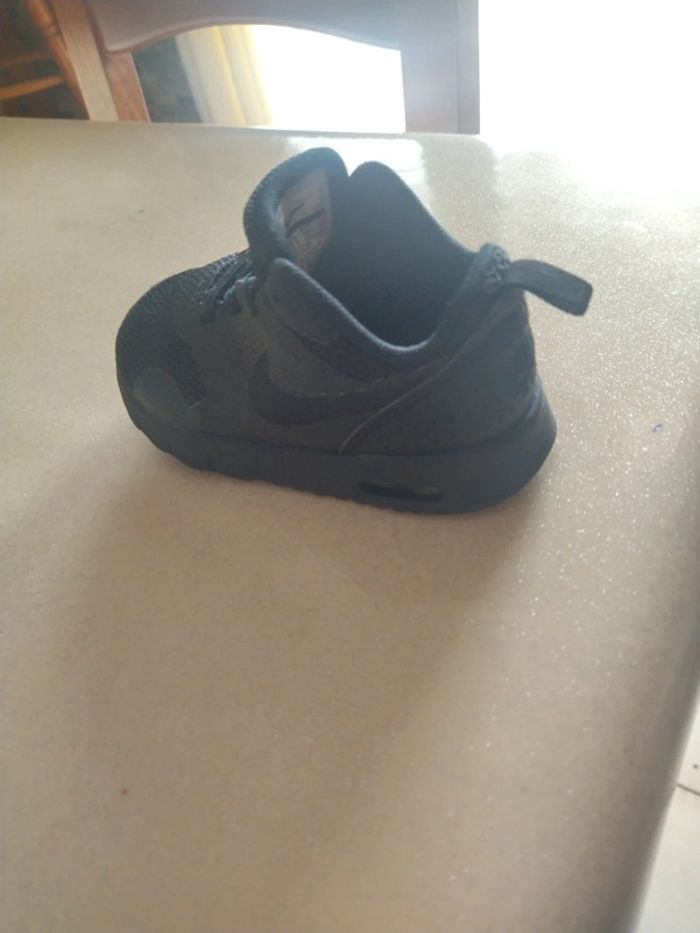 Basket Nike air noire - photo numéro 3