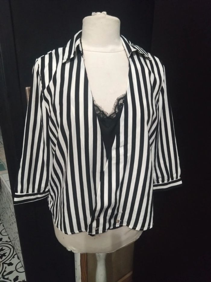 Blouse neuve deux en 1 t 40