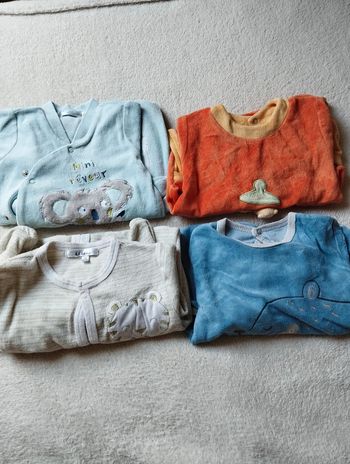 Lot de pyjamas