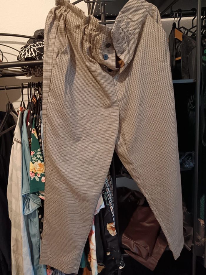Pantalon taille 48