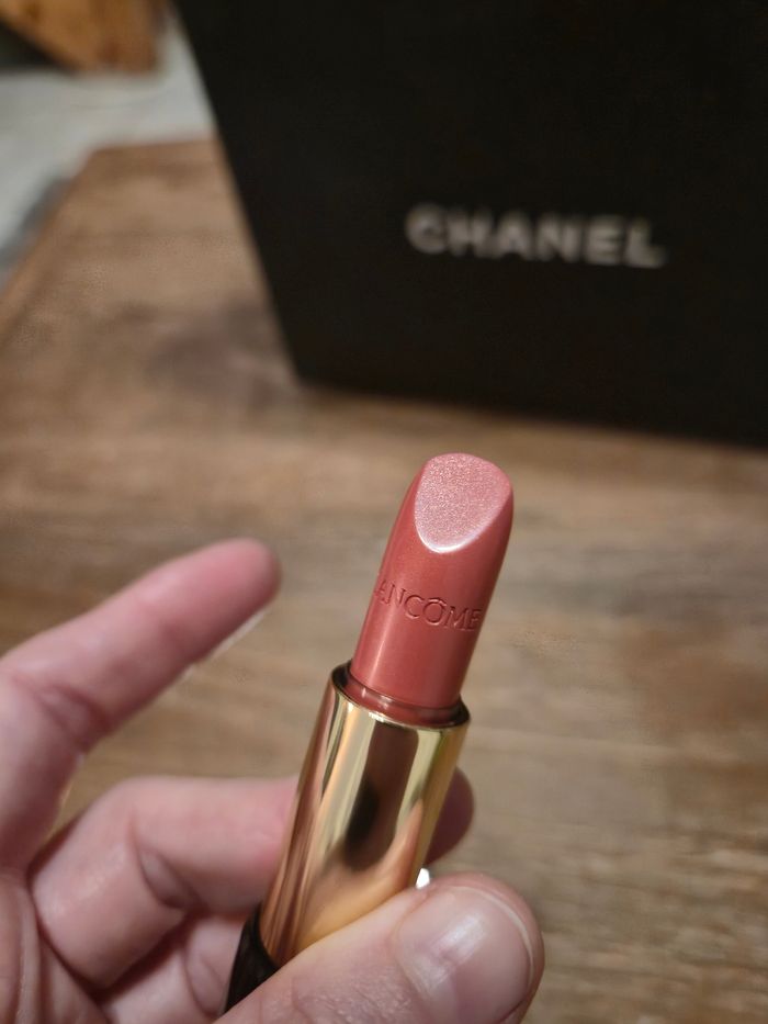 Rouge a lèvres Lancôme neuf - photo numéro 2