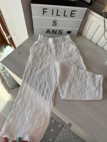 Joli pantalon été blanc Kiabi 5 ans