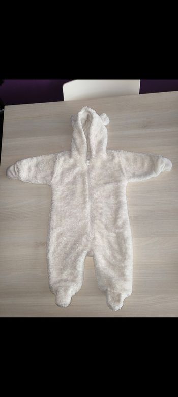 Combi blanche taille 3 mois