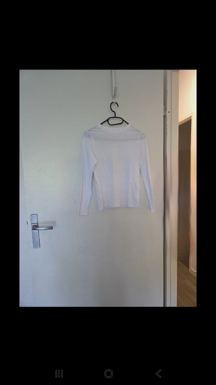 Tee-shirt blanc à manches longues