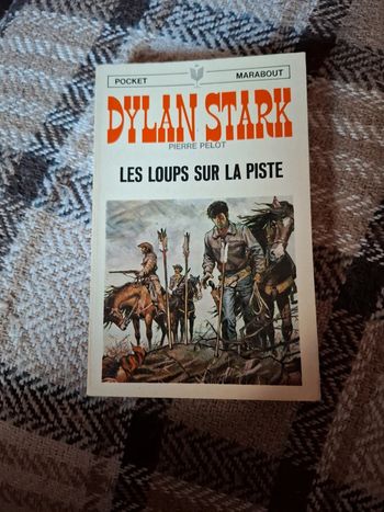 Les loups sur la piste