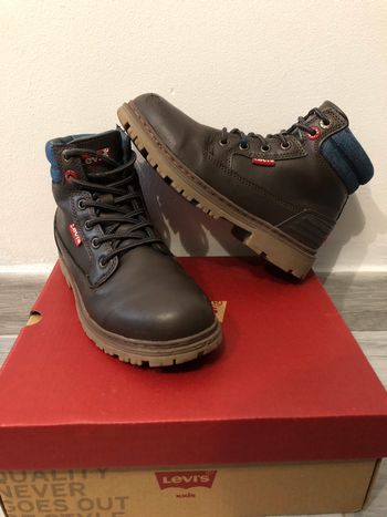 Bottines Levi’s p. 33