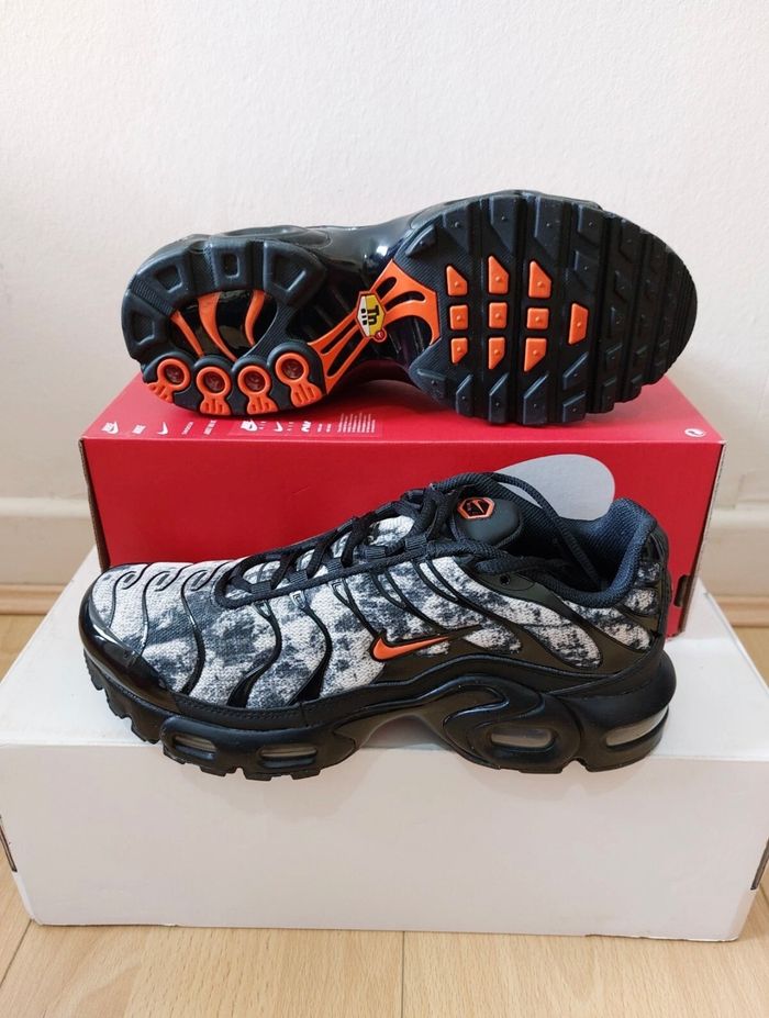 Nike Tn militaire camo noir gris orange 39 - photo numéro 3