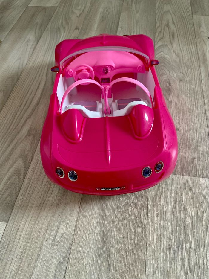 Voiture barbie - photo numéro 4