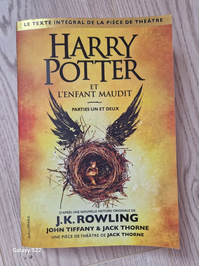 Livre Harry Potter et l'enfant maudit