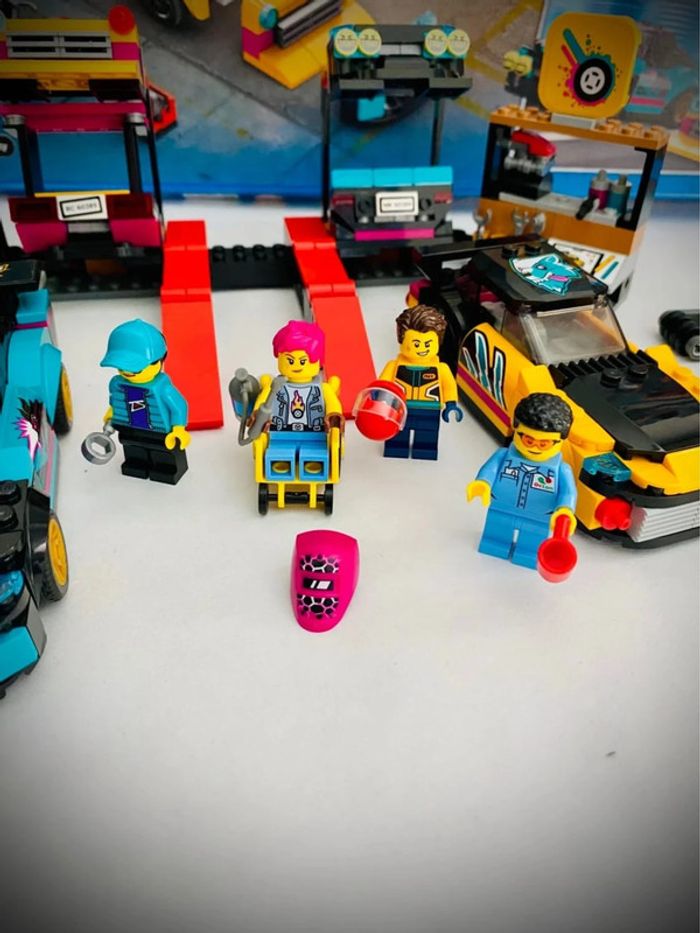 LEGO City 60389 - Le Garage de Customisation - Complet avec Boîte et Notice - photo numéro 5