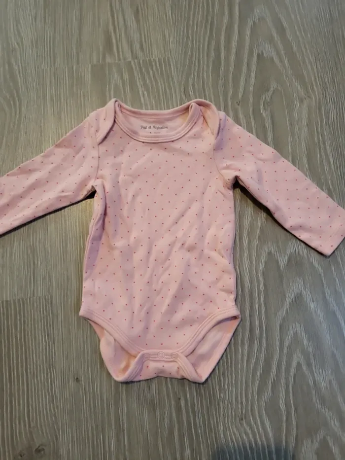 Lot 2 body 9 mois - photo numéro 7