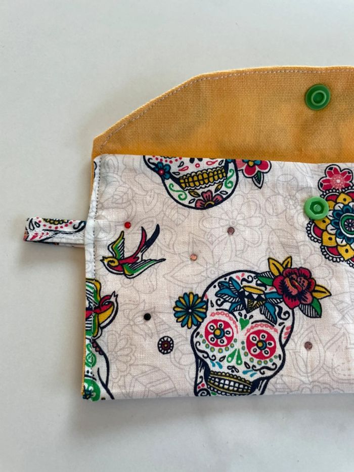Jolie pochette rangement sac à mains chouchous maquillage papiers neuve - photo numéro 2
