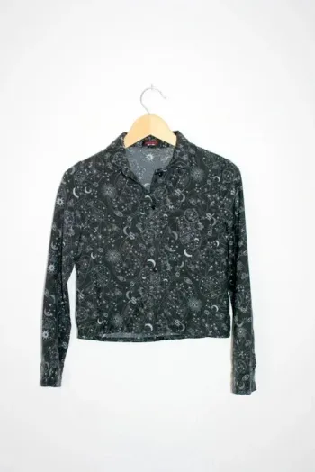 Chemise Jennyfer signe astrologique, taille XXS ou 12 ans