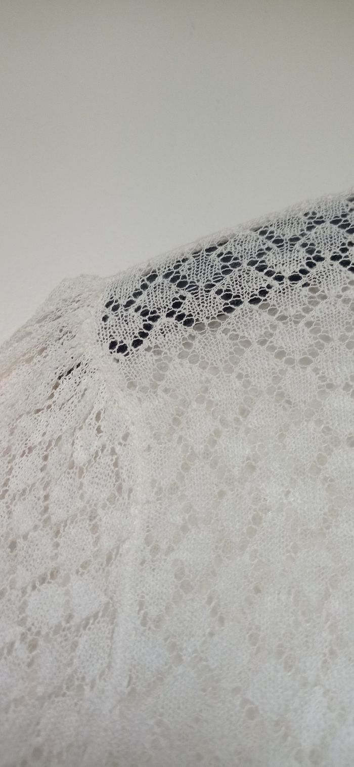 Haut en dentelle écru - photo numéro 5