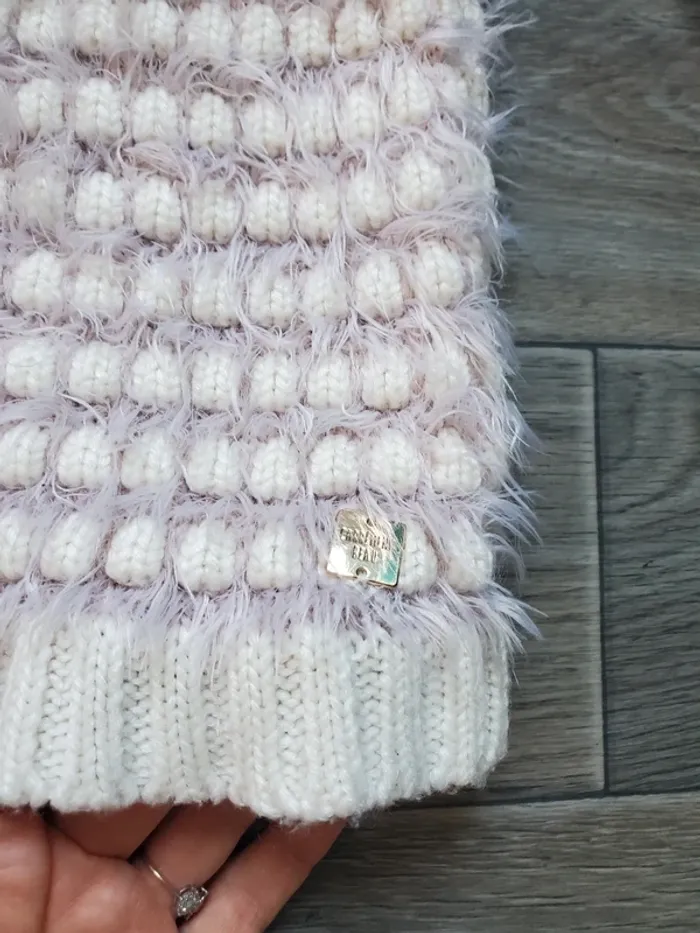 Pull taille 9/10 ans très bon état - photo numéro 2