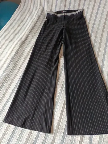 Pantalon Morgan t.36
jambes larges 
pattes d'éléphant