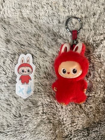 Labubu pin for love lettre X