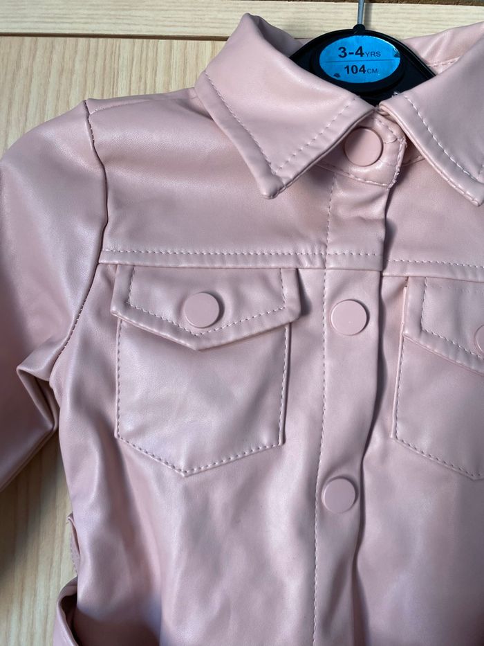 Veste rose simili cuir 18 mois - photo numéro 7