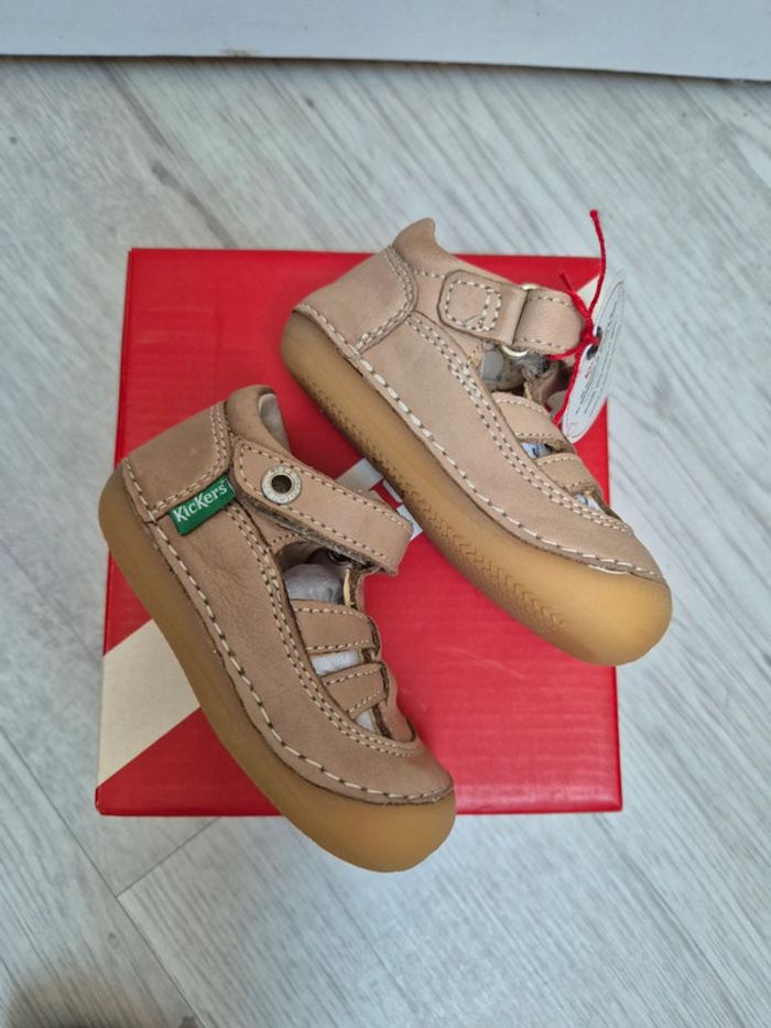 Chaussure premier pas kickers beige en cuir souple - photo numéro 2