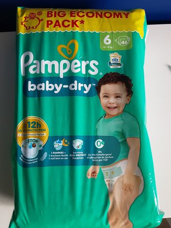 Couches pampers taille 6