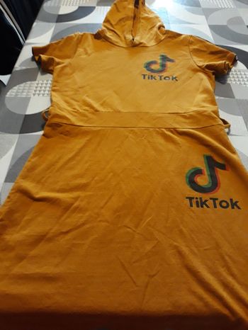 Robe tic tok 14 ans