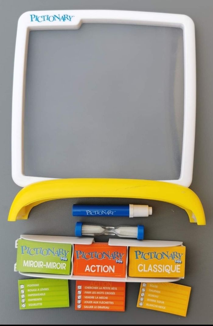 Mattel jeux de société Pictionary Folie