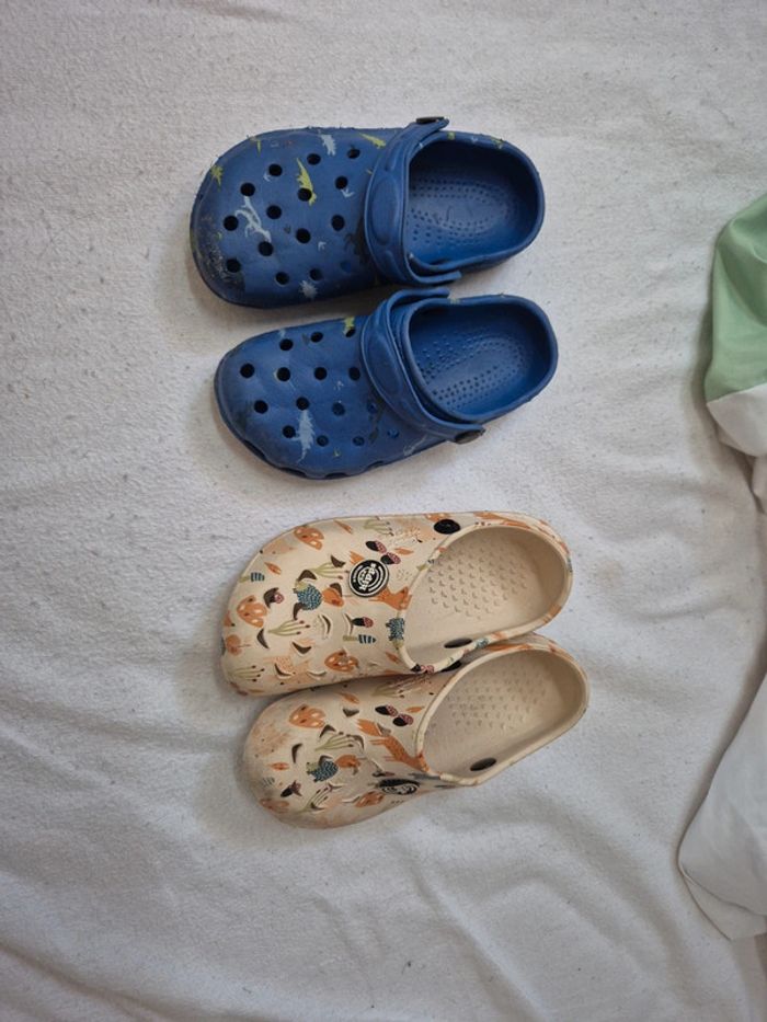 Crocs