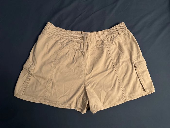 Short à poches - taille XL Primark -> 46/48 EU - photo numéro 2