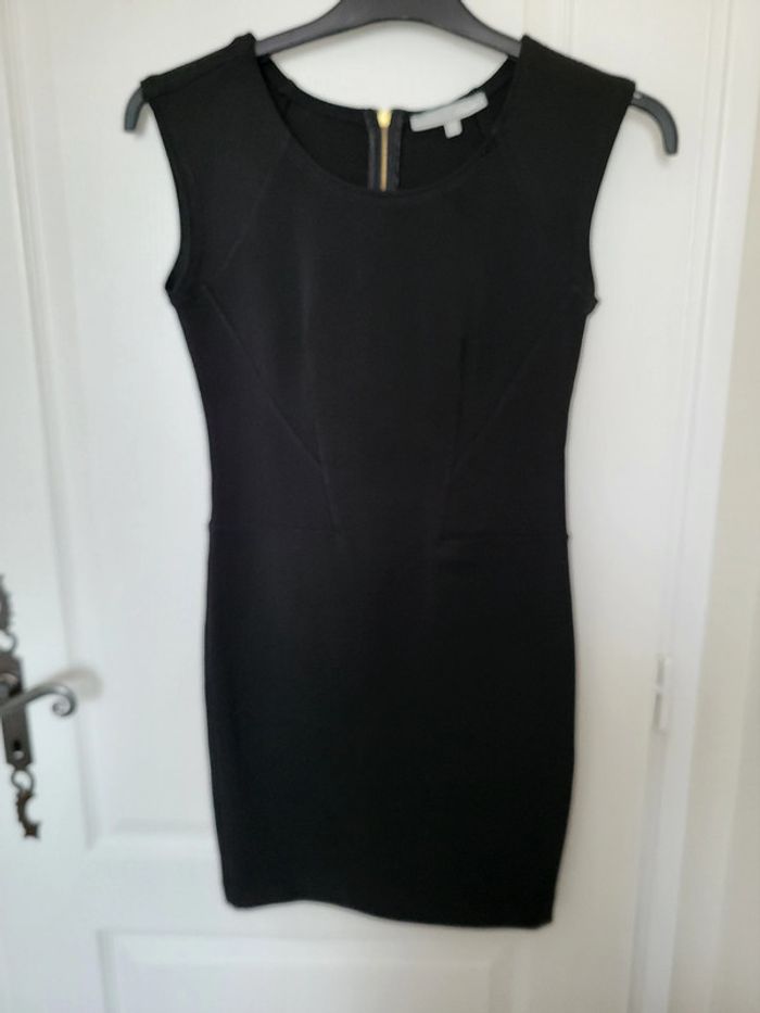 Robe noire cintrée Etam Taille 36