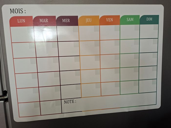 Calendrier magnétique éducatif / organisation – NEUF – Idéal famille ou cadeau - photo numéro 4