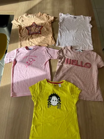 Gros lot de 5 tee shirt 6 ans