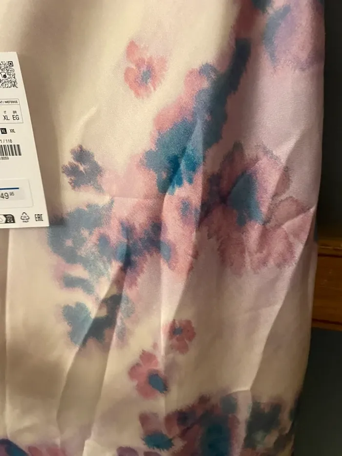 Magnifique robe été longue dos nu imprimé satinée Zara xl - photo numéro 8