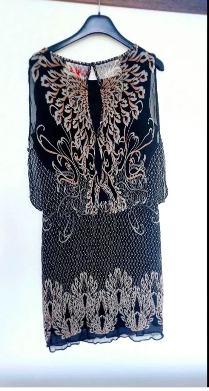 Robe 👗 été Dorée et marine T38-M - photo numéro 2