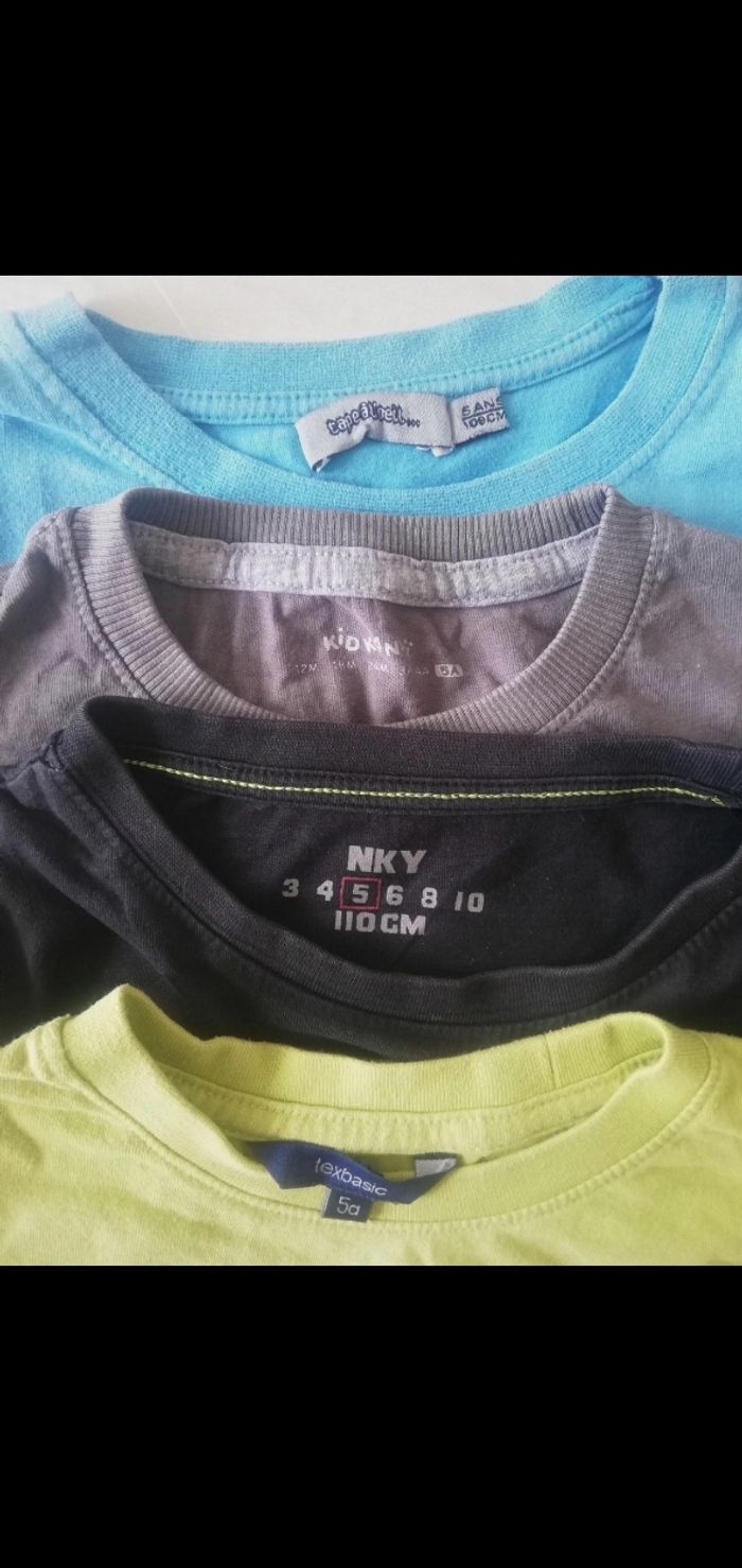 Lot 4 TS manches courtes 5 ans diverses marques - photo numéro 2