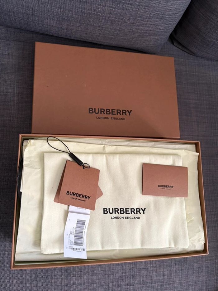 Mules en cuir Burberry - photo numéro 4