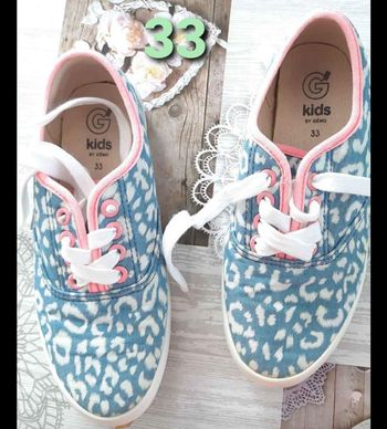 Baskets en toile