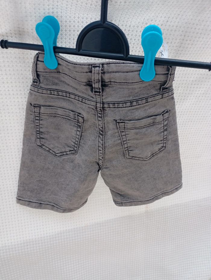 Short neuf - photo numéro 2