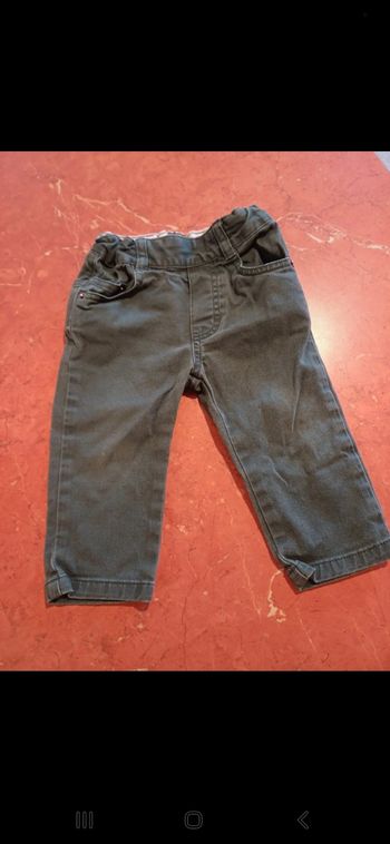 Pantalon bébé taille 12 mois