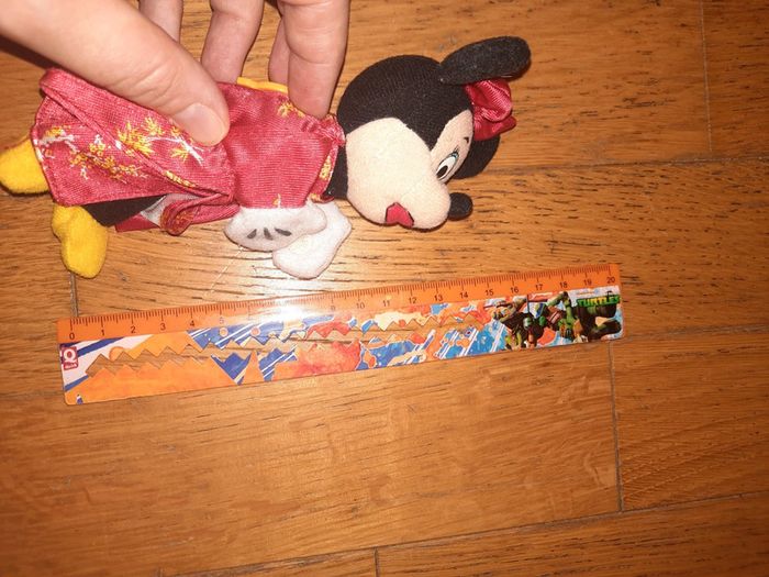 Minnie tenue asiatique mac donald vintage 2000 - photo numéro 6