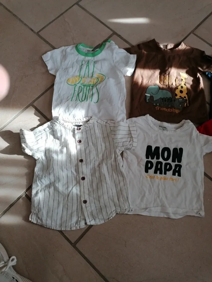 Lot t shirt - photo numéro 2