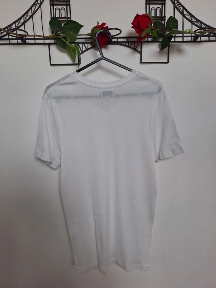 Tee-shirt - photo numéro 3