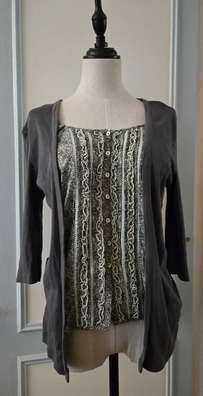 T-shirt / gilet intégré Caroll, taille 42