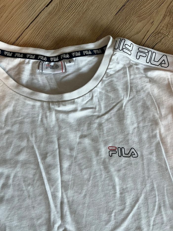 Teeshirt Fila blanc taille S - photo numéro 2