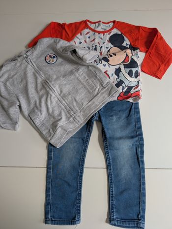 Ensemble Mickey 
