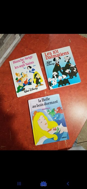 Lot de 3 livres Disney