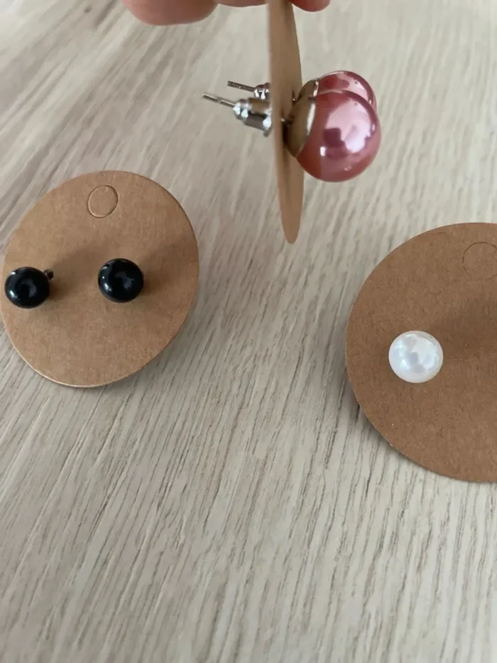 Lot de paires de boucles d’oreilles - photo numéro 3