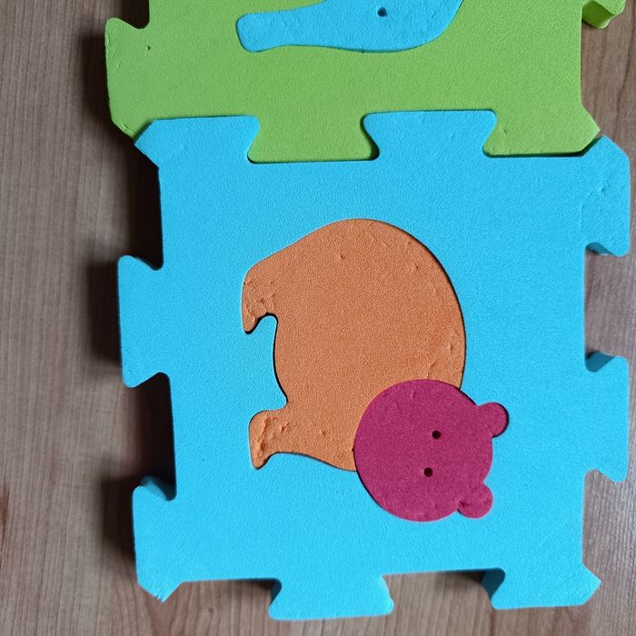 Cube puzzle en mousse bébé - photo numéro 5