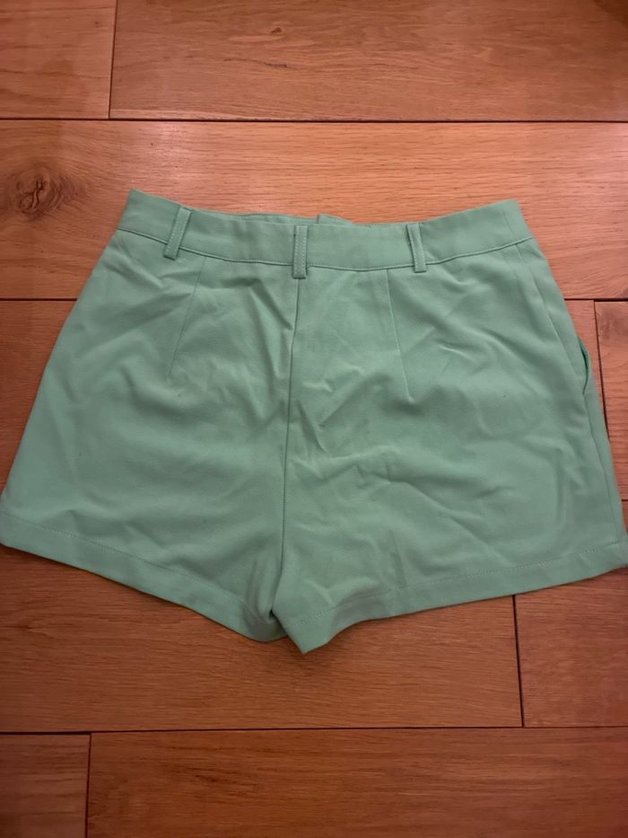 Short vert - photo numéro 2